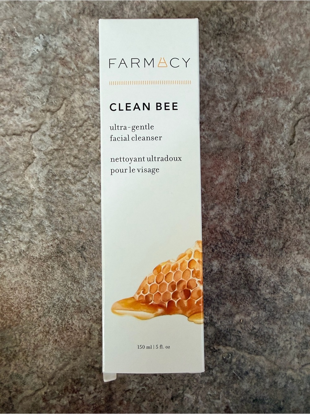 Farmacy Clean Bee Ultra-Gentle Facial Cleanser